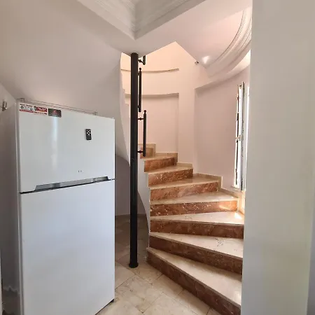 Apartment Gold