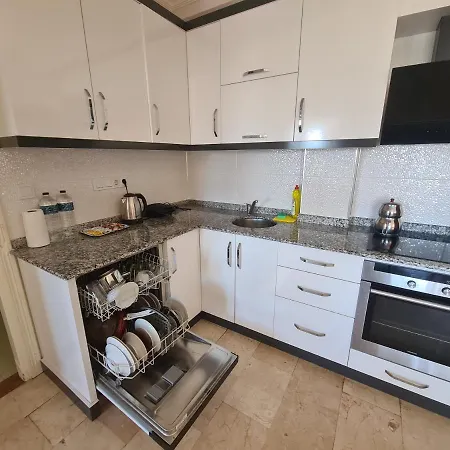 Apartment Gold
