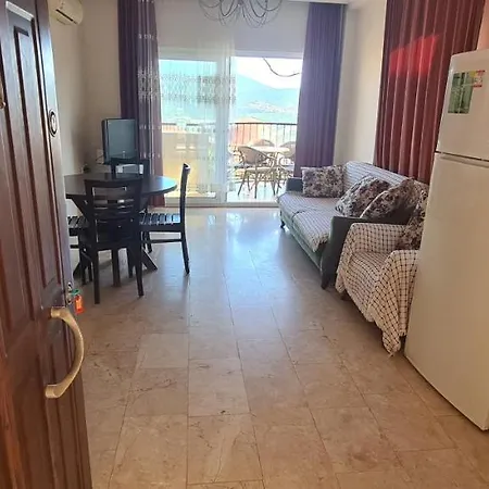 Gold Apartment *