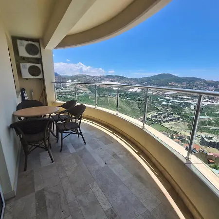 Apartment Gold