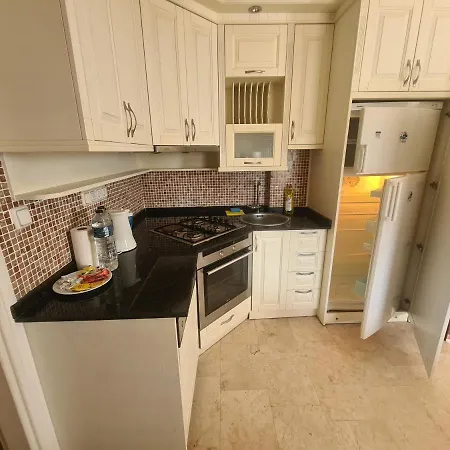 Apartment Gold